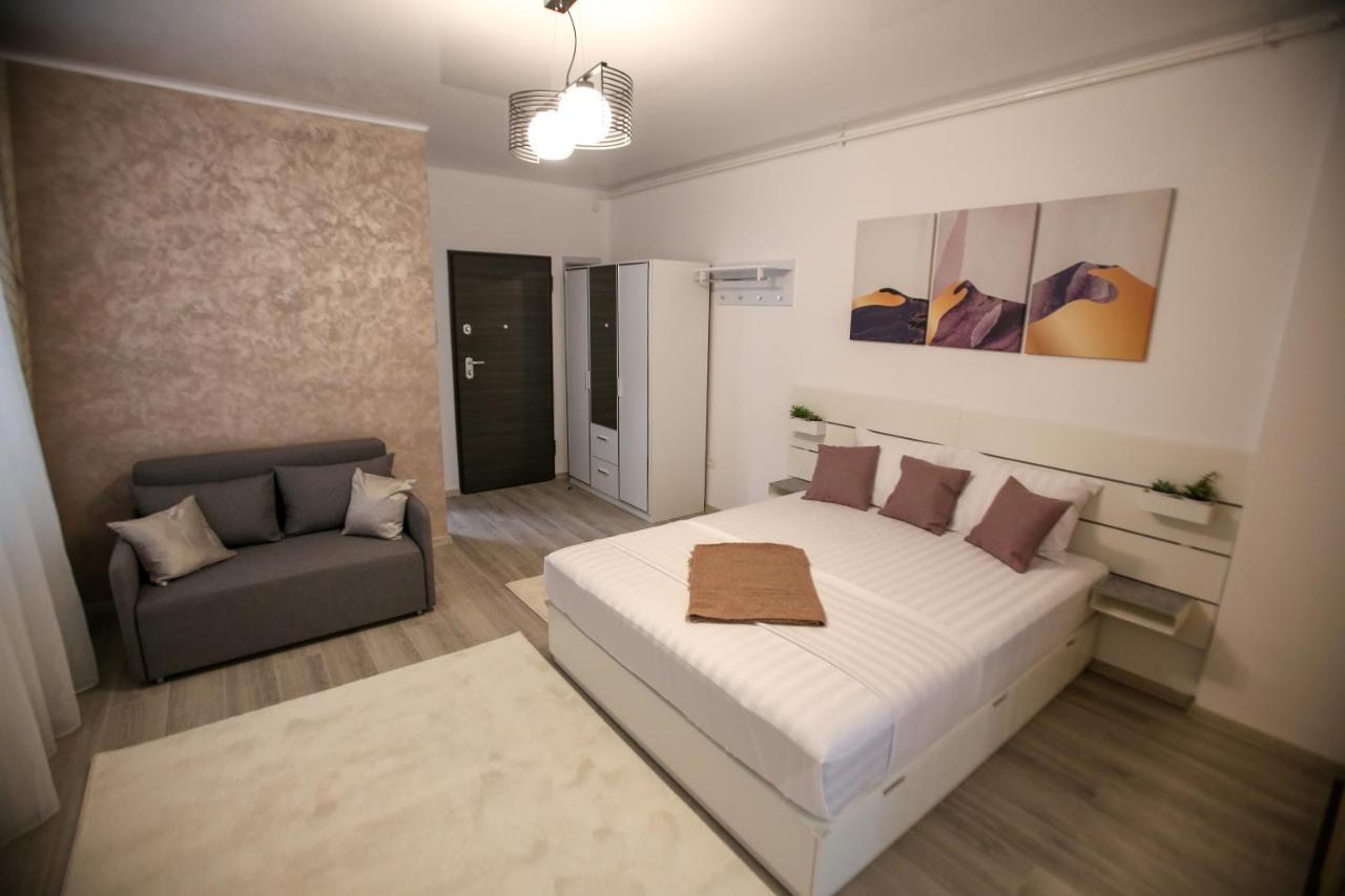 Premium Studios Mamaia Nord - Marea La 50M นาโวดาริ ภายนอก รูปภาพ