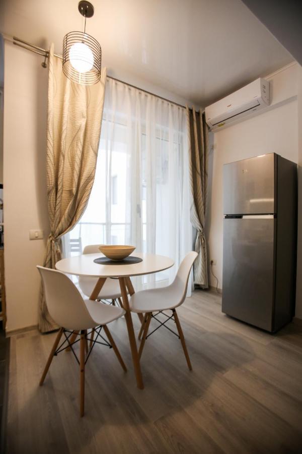 Premium Studios Mamaia Nord - Marea La 50M นาโวดาริ ภายนอก รูปภาพ