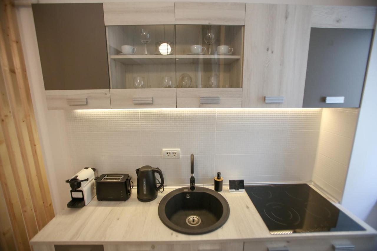 Premium Studios Mamaia Nord - Marea La 50M นาโวดาริ ภายนอก รูปภาพ